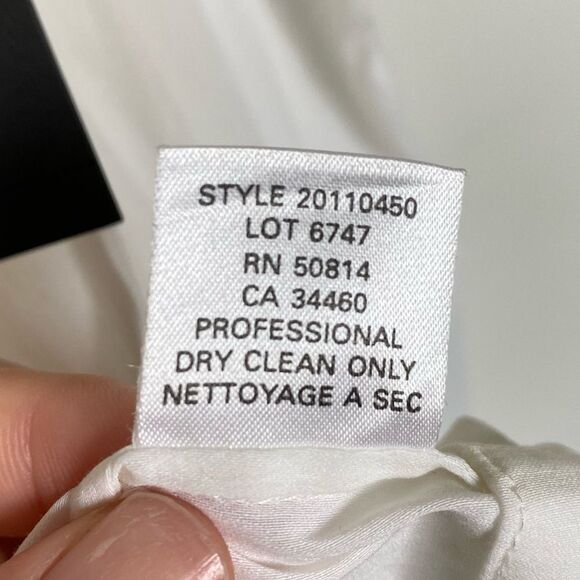 Elie Tahari White Long Sleeve Peasant Workwear Blouse Tie Front Size Large NWT - Picture 8 of 8